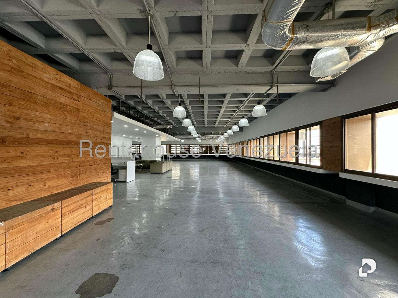 Oficina en Los Palos Grandes, Caracas – 5