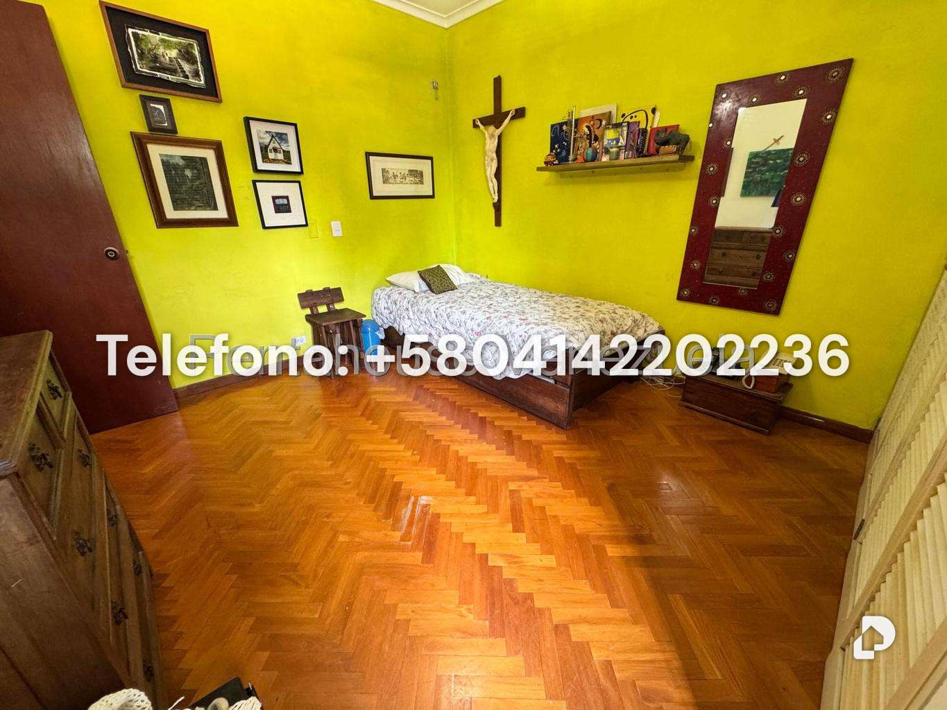 Casa en Los Palos Grandes, Caracas – 23
