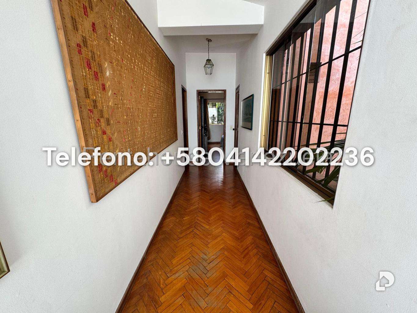 Casa en Los Palos Grandes, Caracas – 17