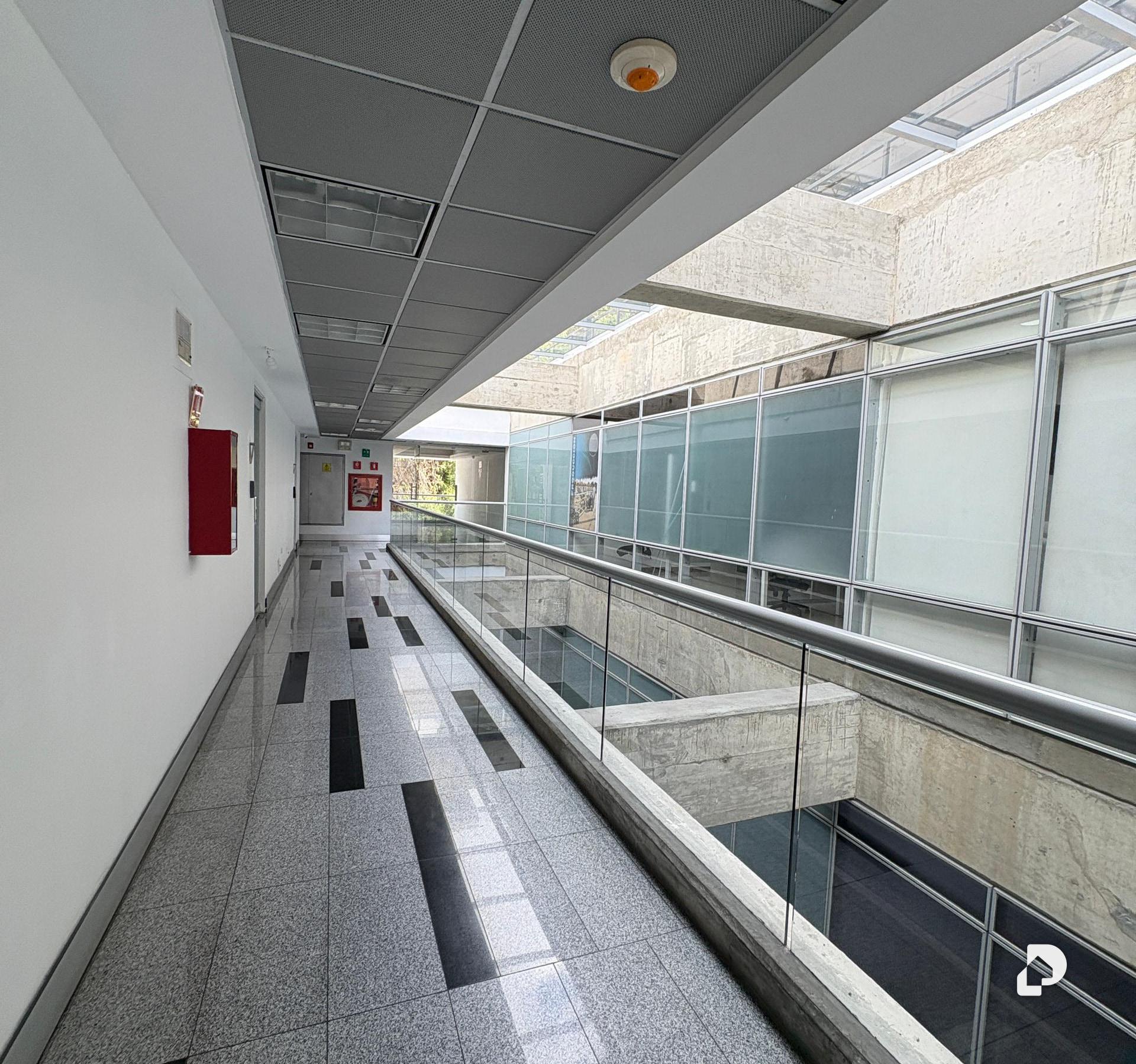 Oficina en La Trinidad, Caracas – 2