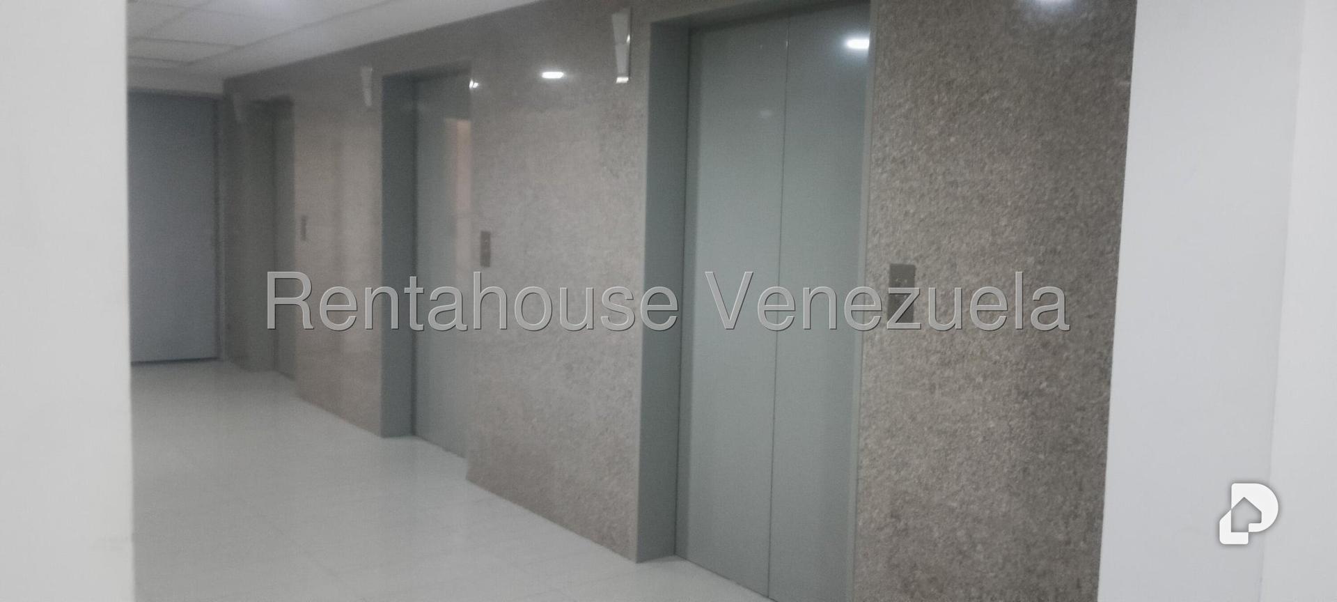 Oficina en Los Dos Caminos, Caracas – 4
