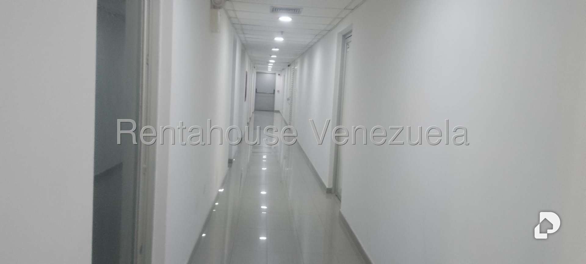 Oficina en Los Dos Caminos, Caracas – 5