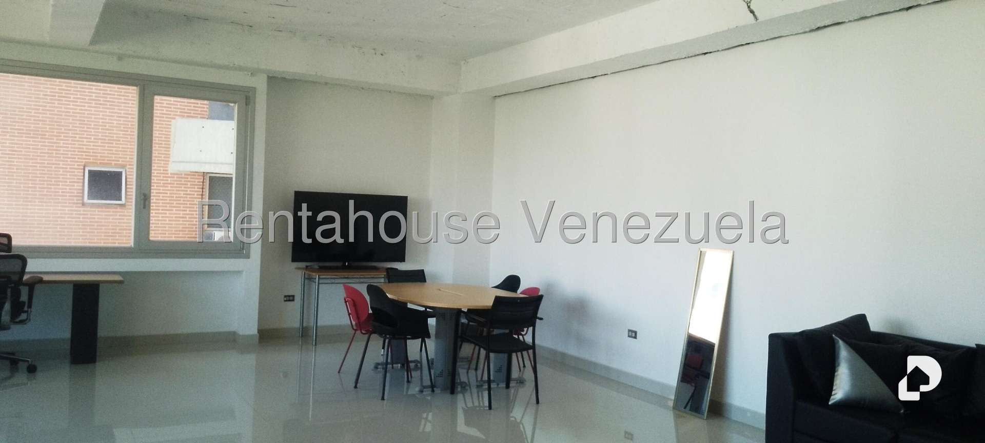 Oficina en Los Dos Caminos, Caracas – 6