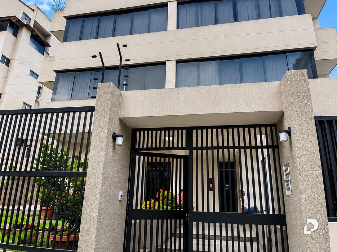Apartamento en Los Naranjos de las Mercedes, Caracas – 1