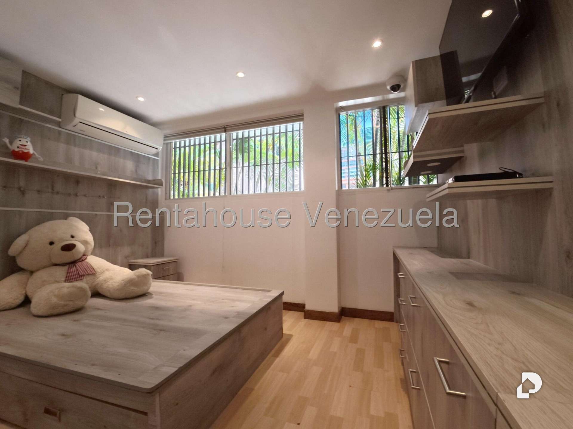 Apartamento en La Bonita, Caracas – 12