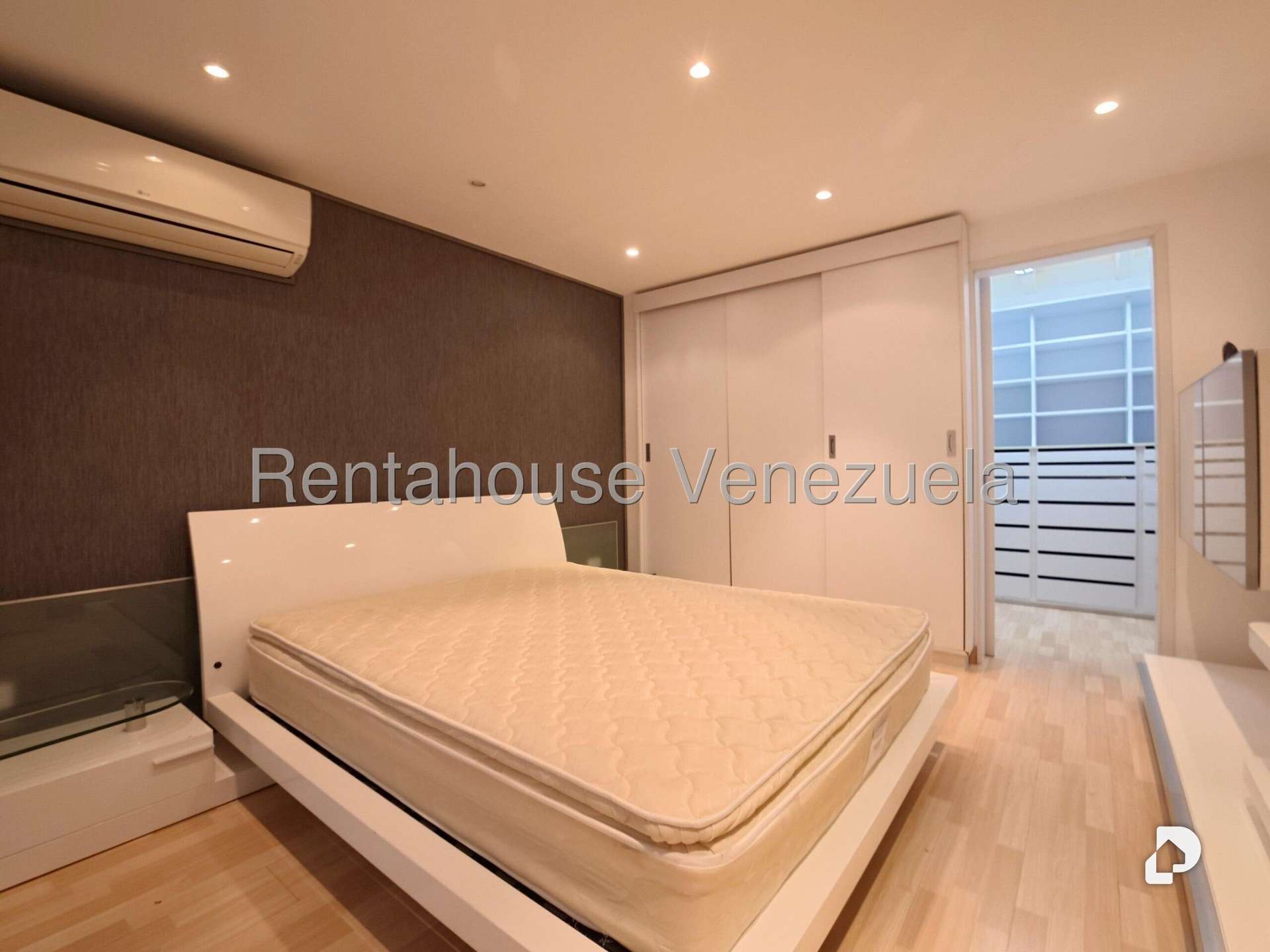 Apartamento en La Bonita, Caracas – 17
