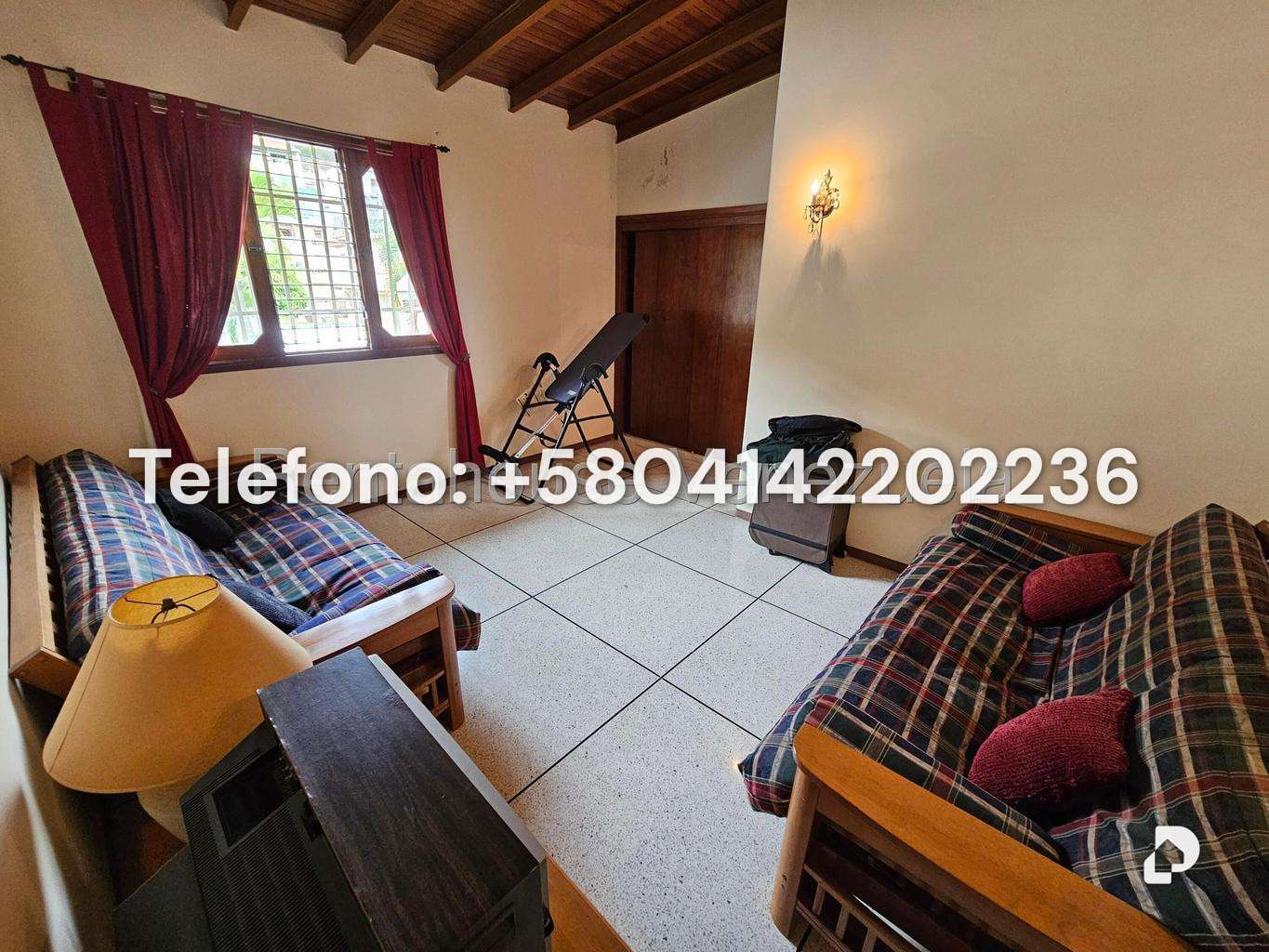 Casa en Prados del Este, Caracas – 26