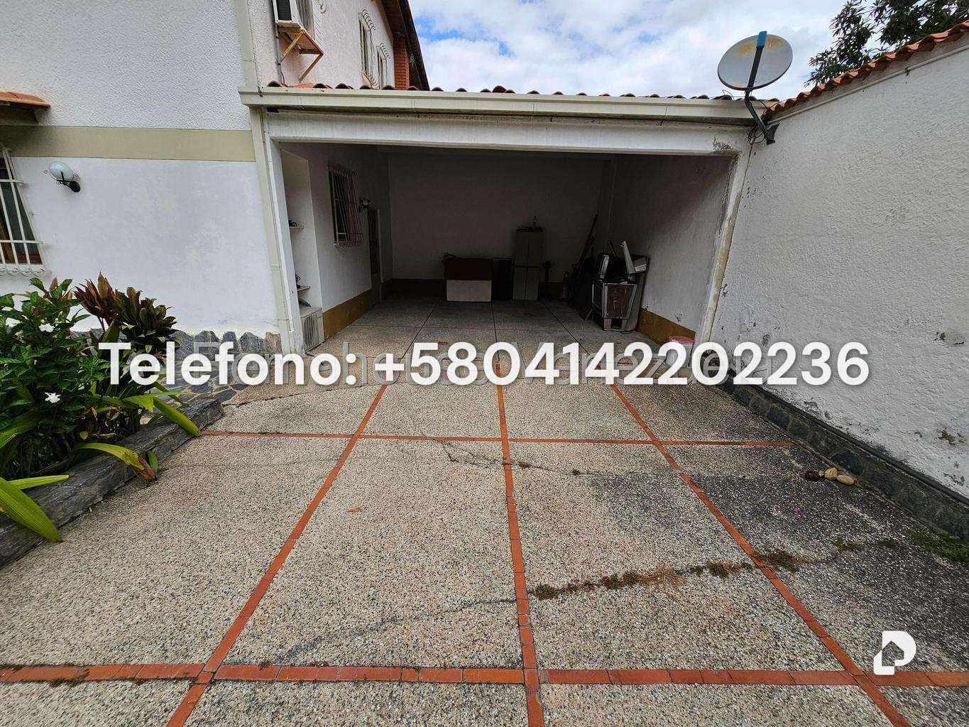 Casa en Prados del Este, Caracas – 48