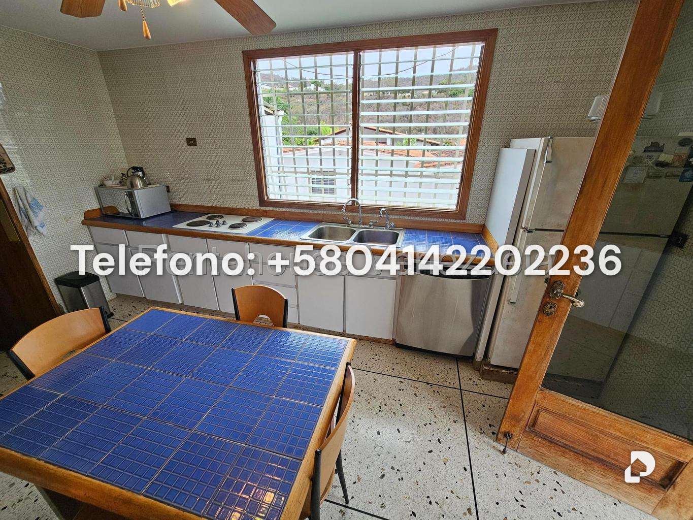 Casa en Prados del Este, Caracas – 12
