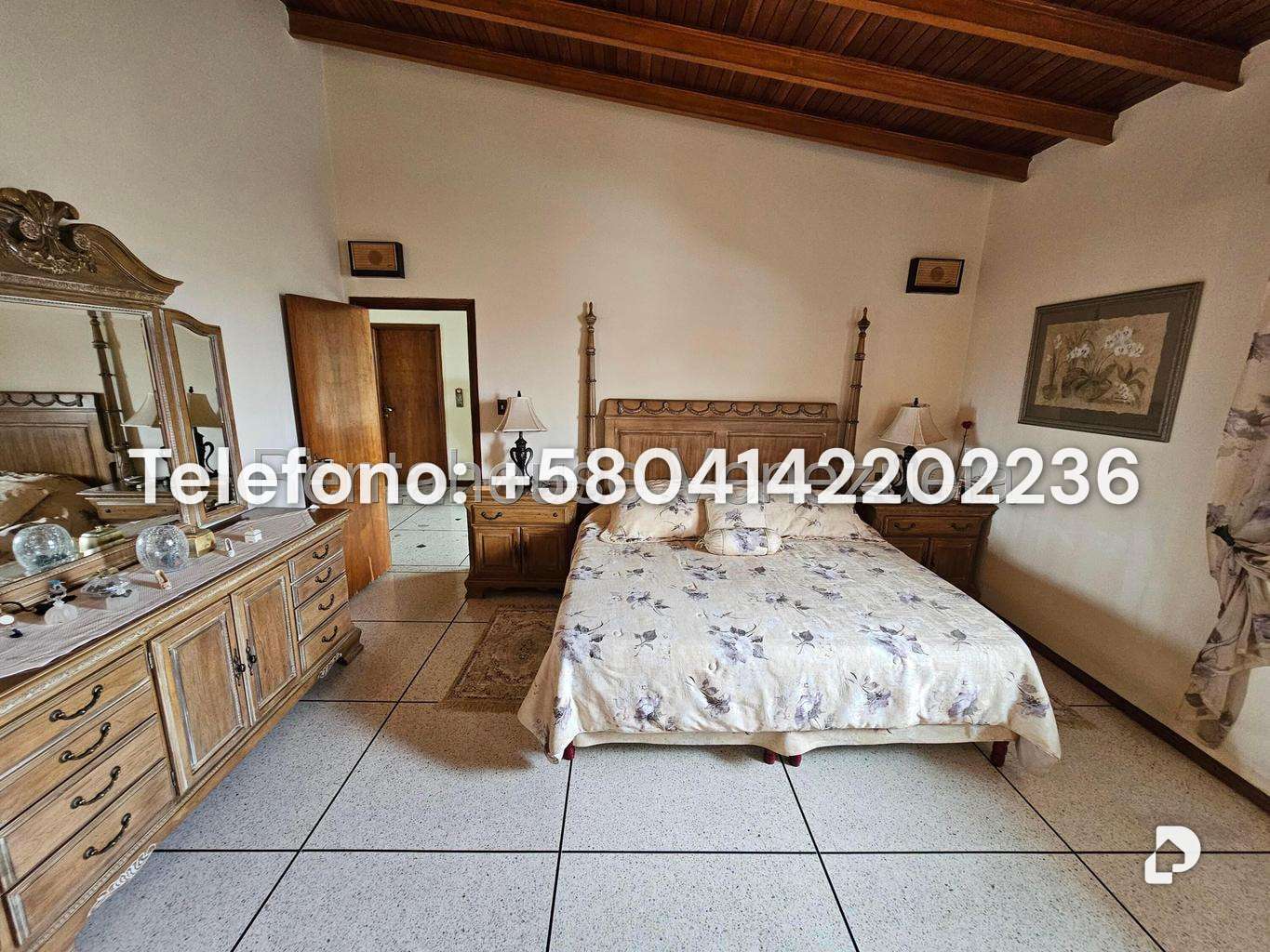 Casa en Prados del Este, Caracas – 21