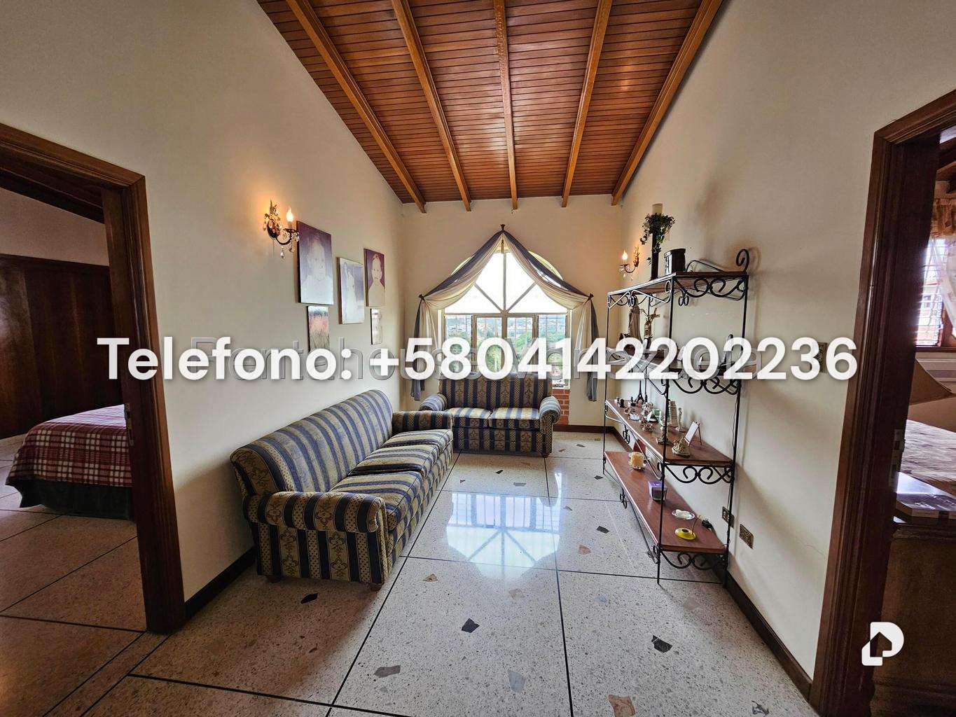 Casa en Prados del Este, Caracas – 28