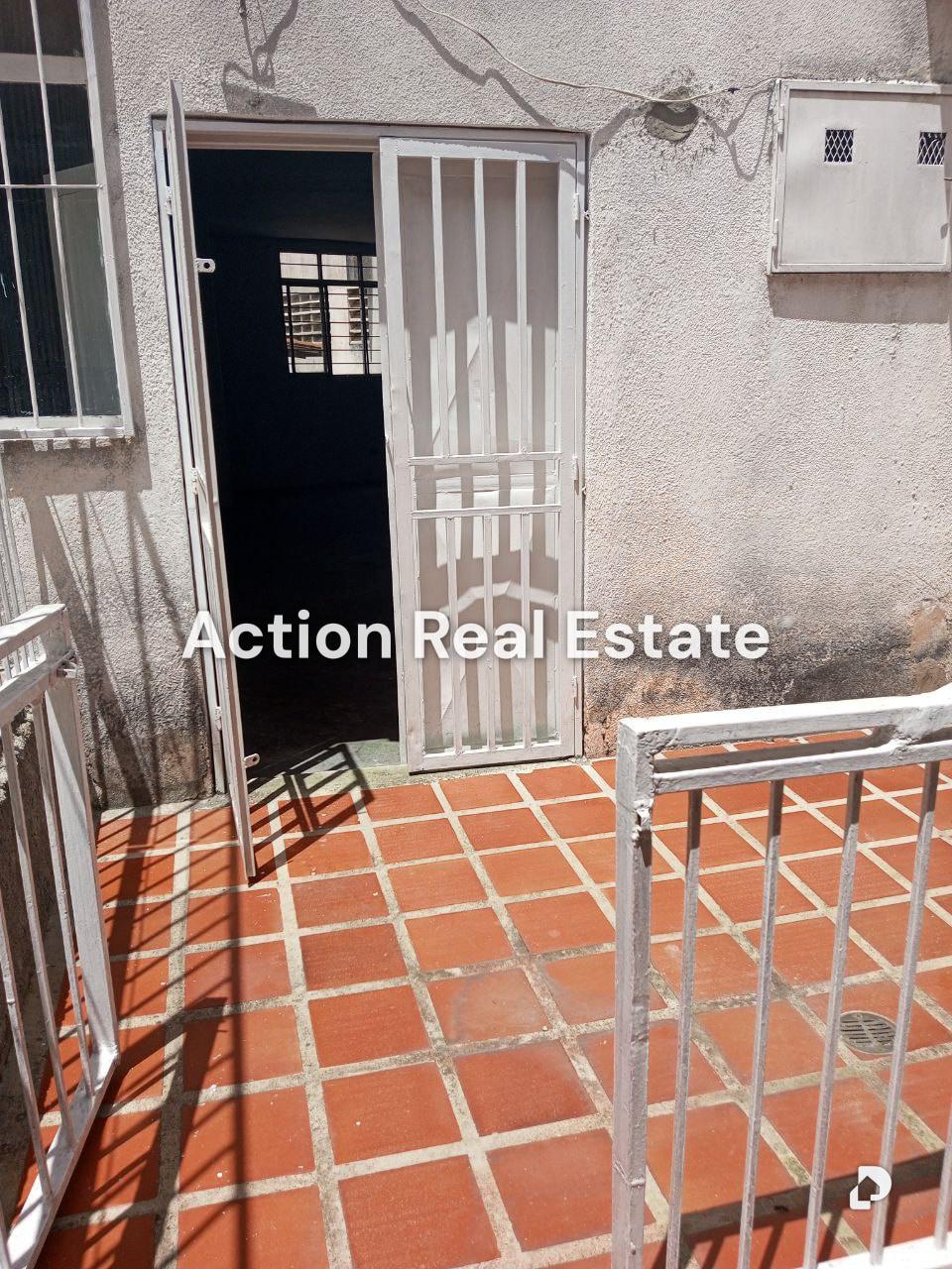 Local comercial en Las Polonias, Altos Mirandinos – 1