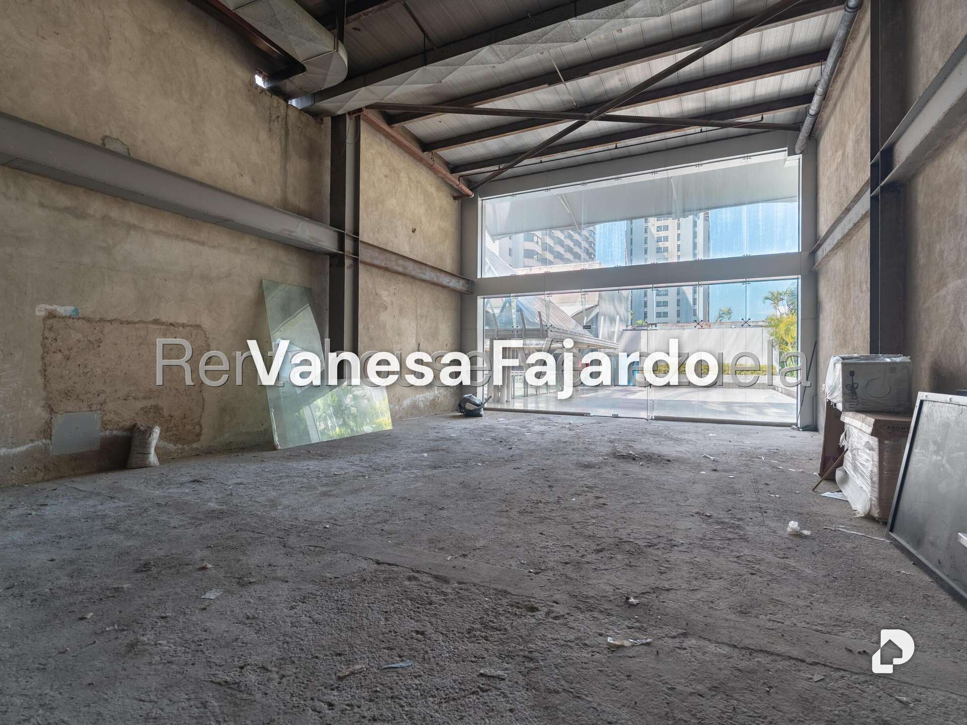 Local comercial en Sabana Grande, Caracas – 13