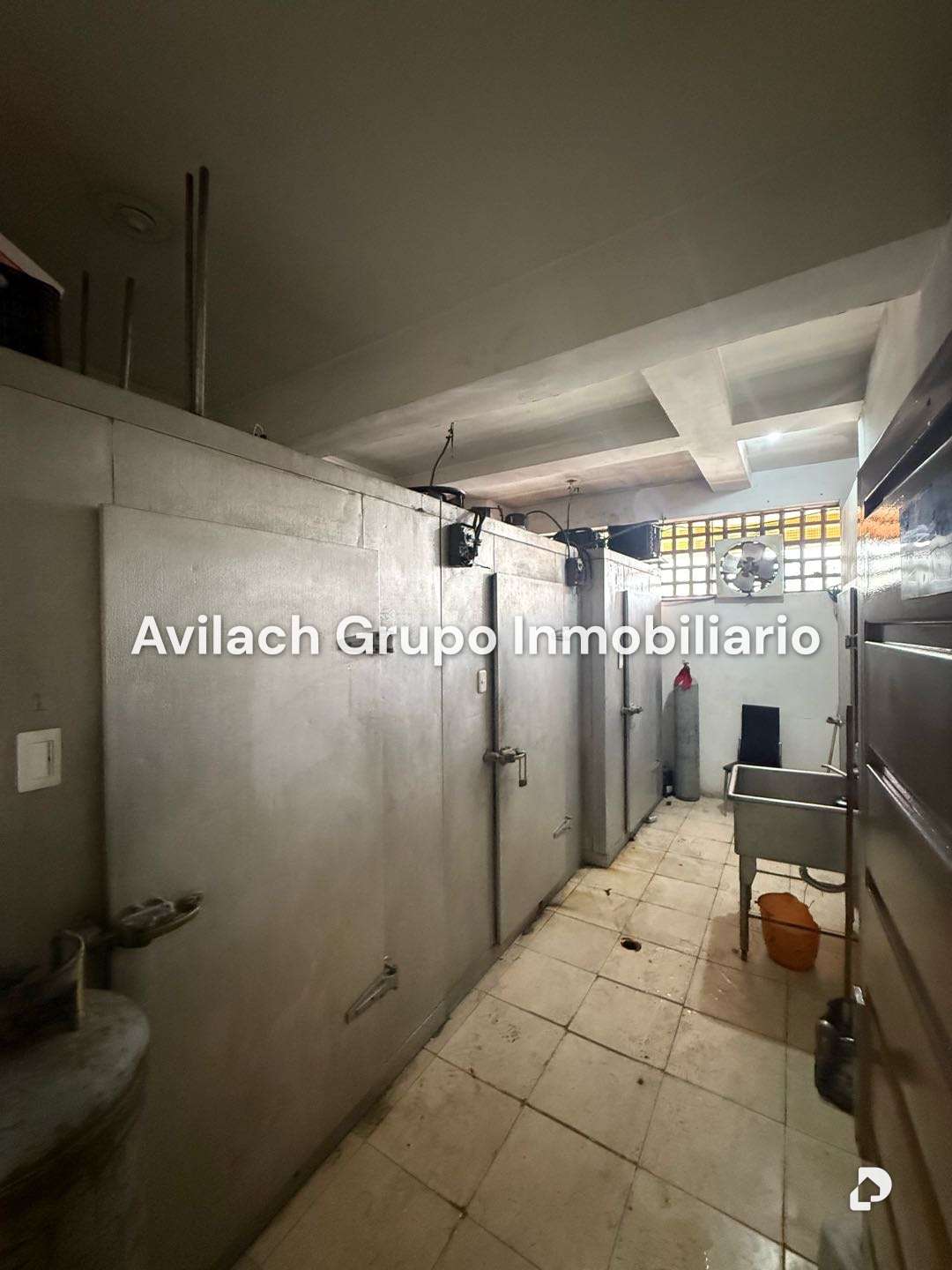 Local comercial en Industrial Castillito, Valencia – 10