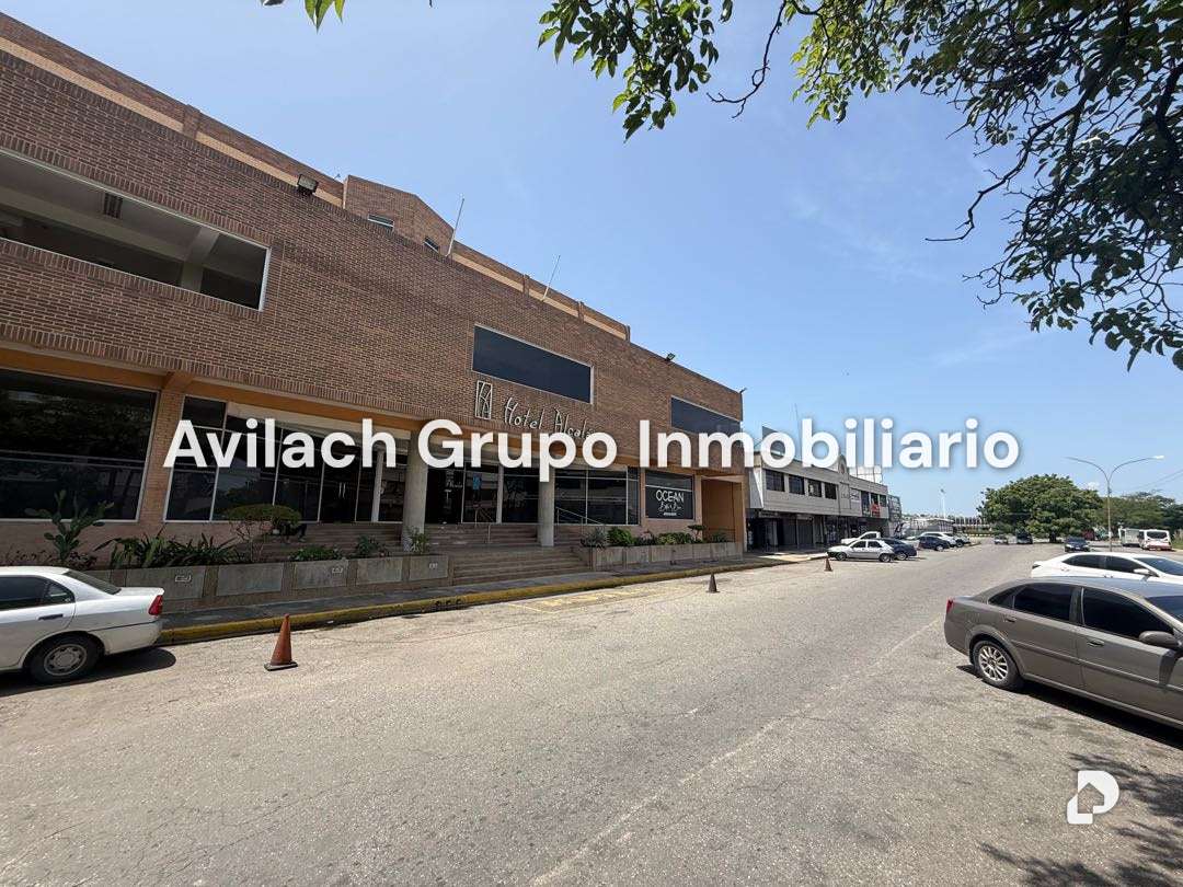 Local comercial en Industrial Castillito, Valencia – 1