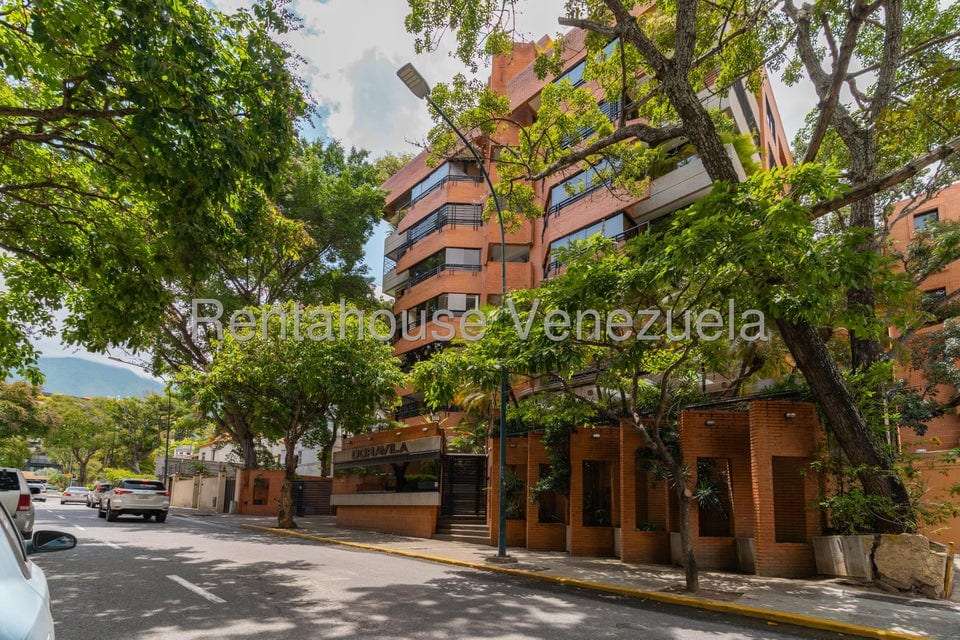 Apartamento en Campo Alegre, Caracas - 1