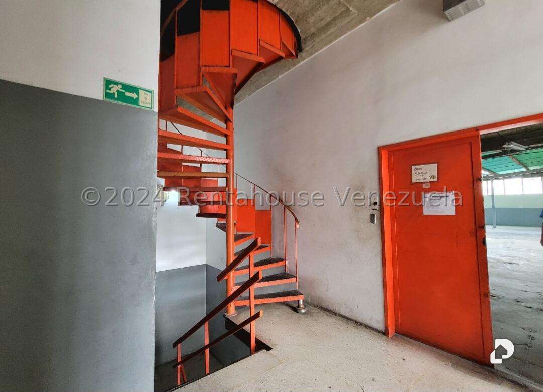 Galpón en Boleíta Sur, Caracas – 3