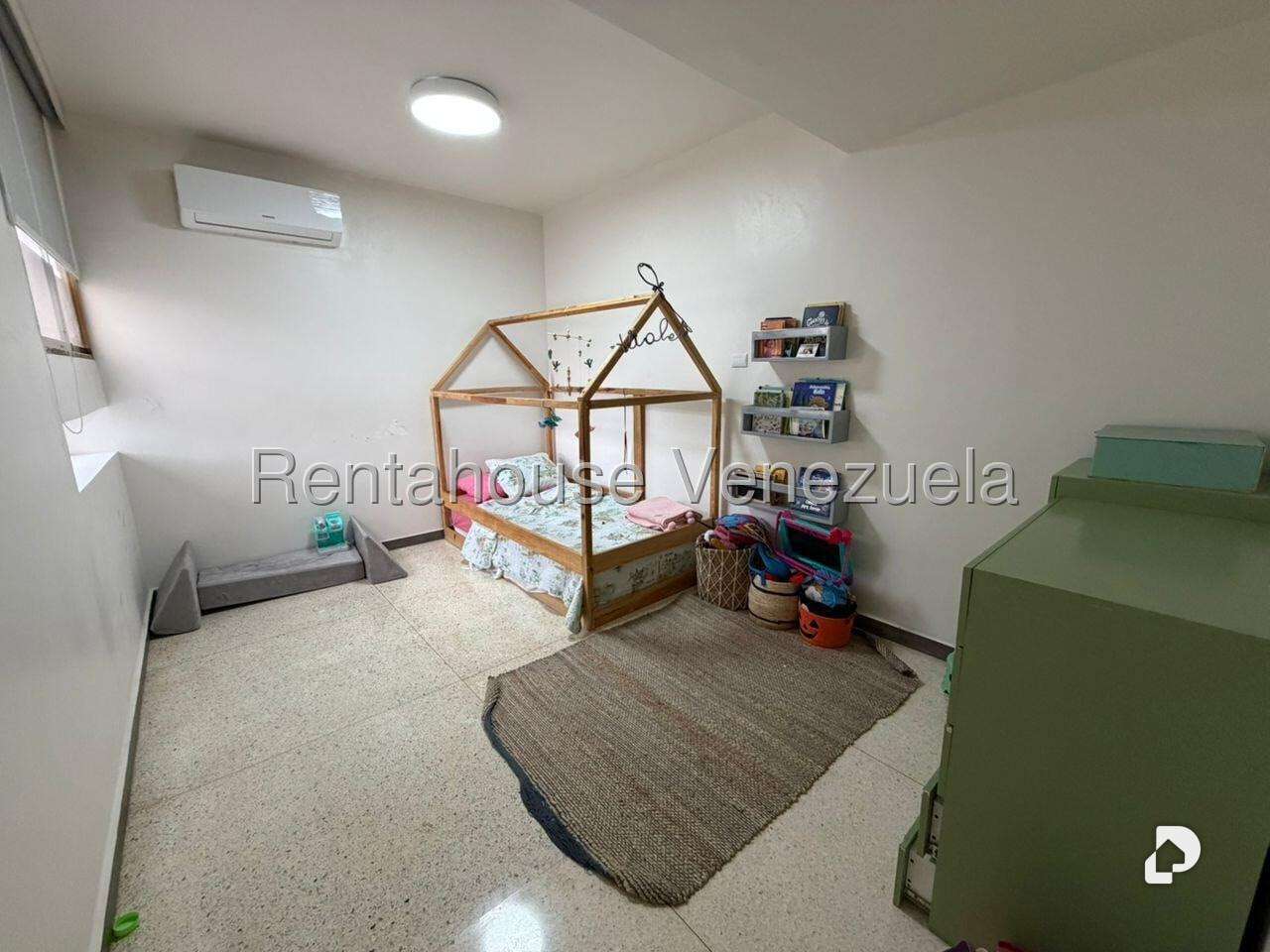 Casa en Prados Del Este, Caracas – 14