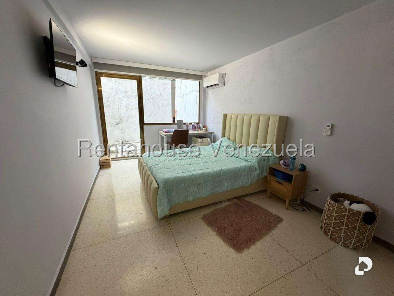 Casa en Prados Del Este, Caracas – 26