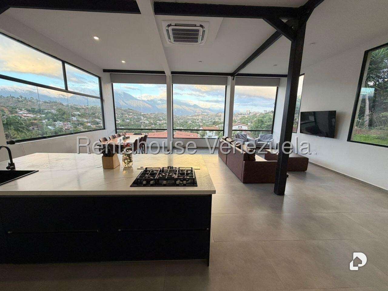 Casa en Prados Del Este, Caracas – 29