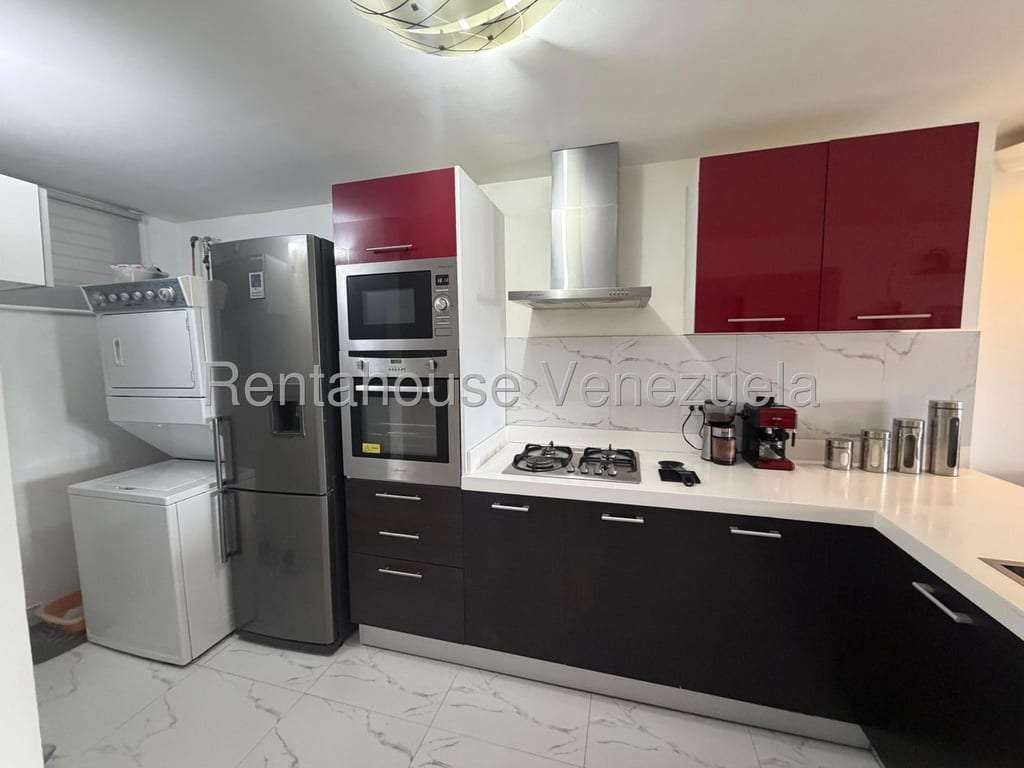 Apartamento en Colinas de La Tahona, Caracas