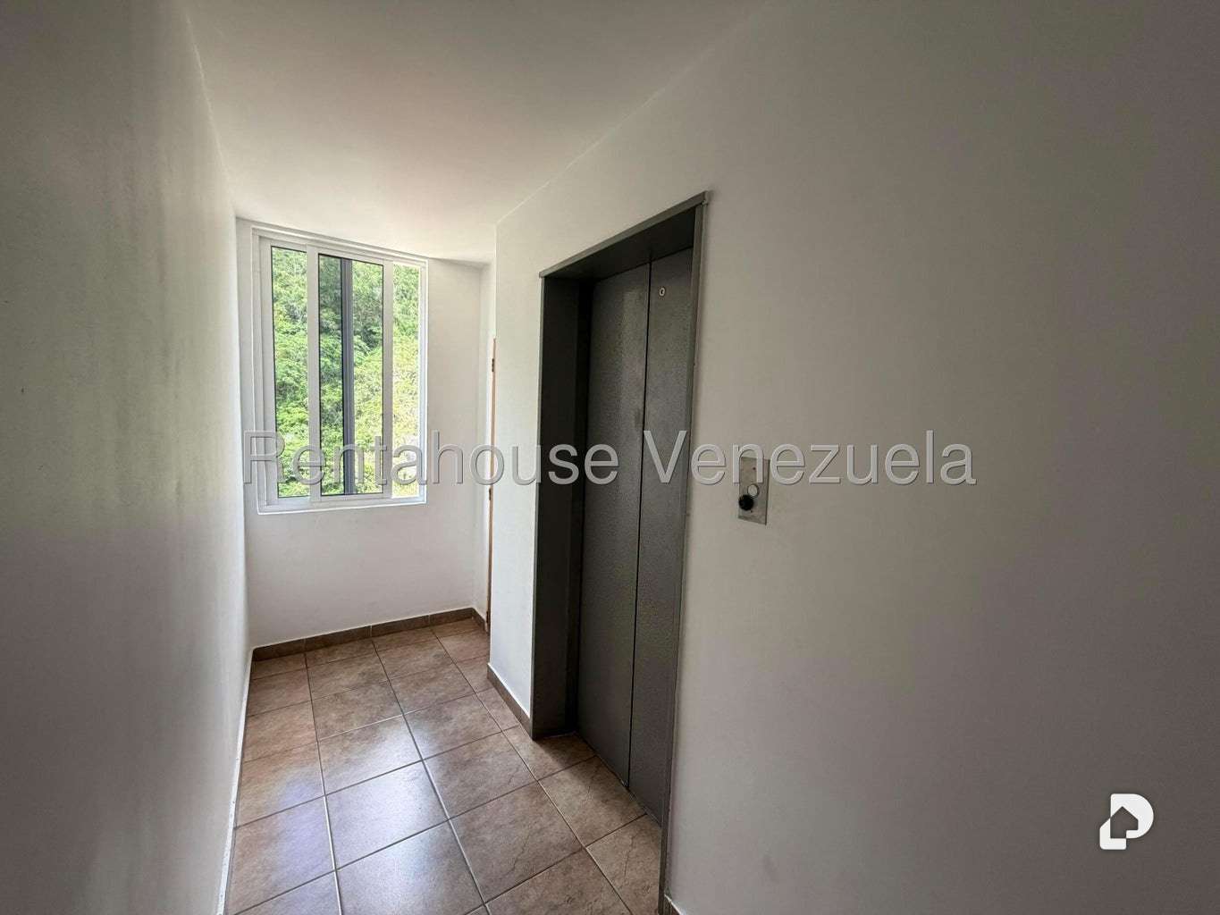 Apartamento en Colinas de La Tahona, Caracas – 26
