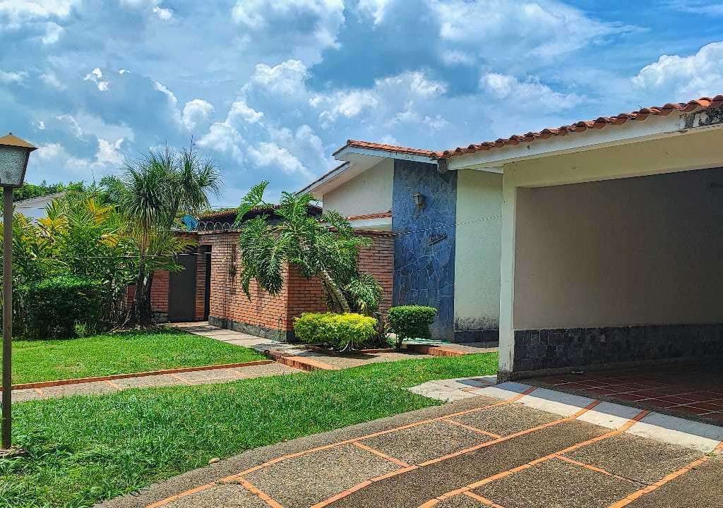 Casa en Colinas de Guataparo, Valencia - 1