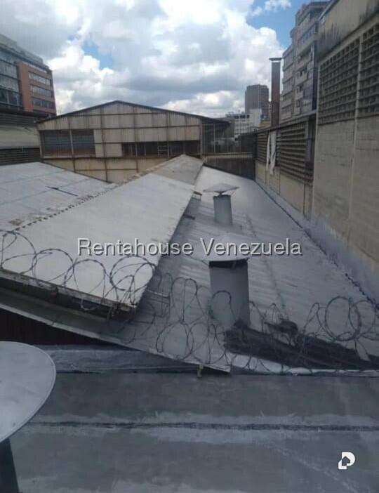 Galpón en Boleíta Sur, Caracas – 24