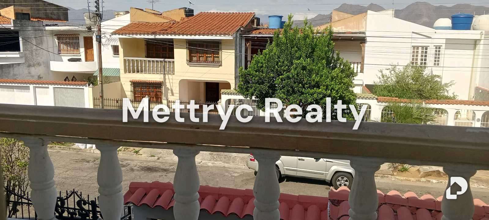 House in Pque. Res. La Esmeralda, Valencia – 28