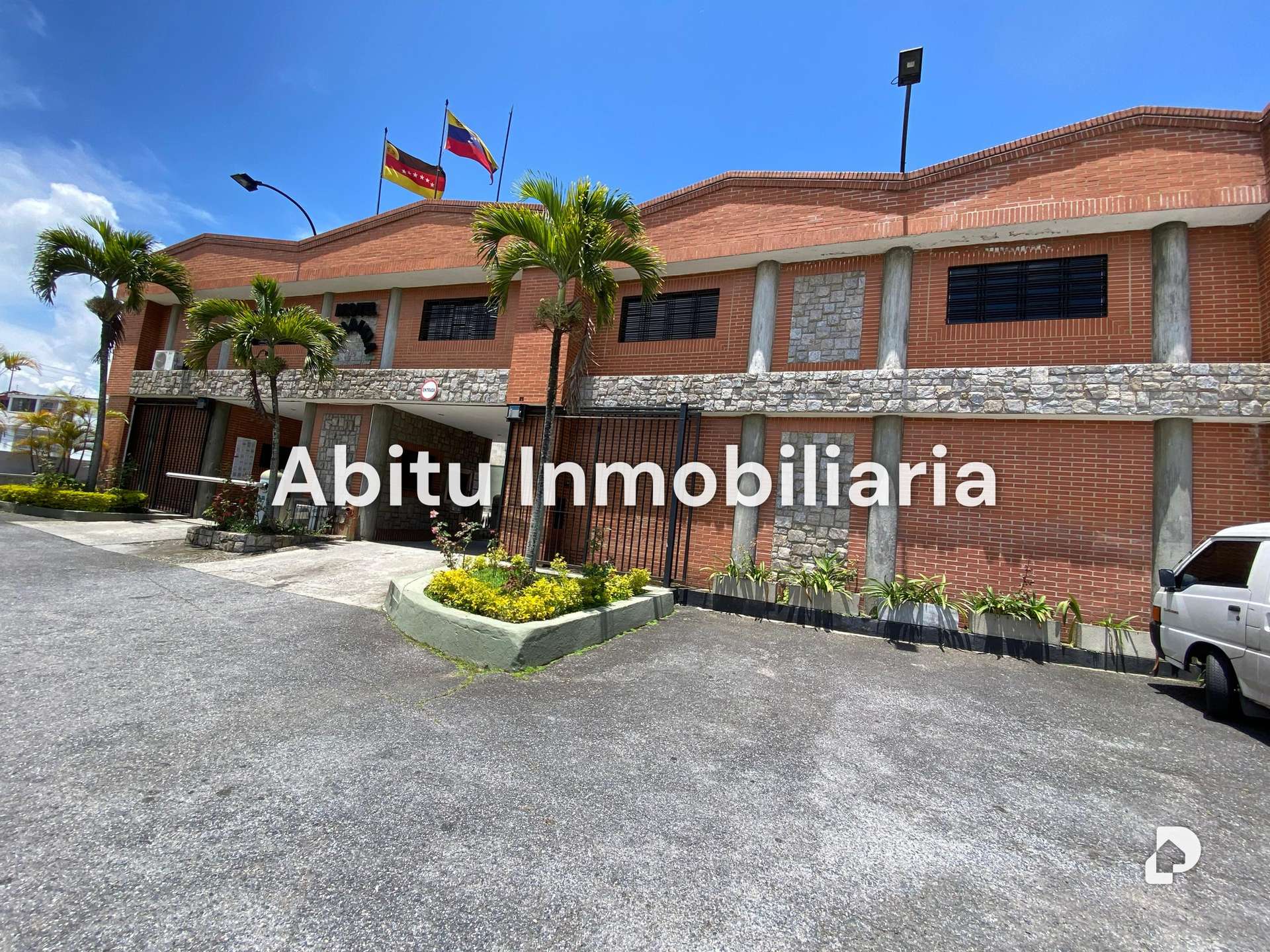 Building in Carrizal, Altos Mirandinos – 1