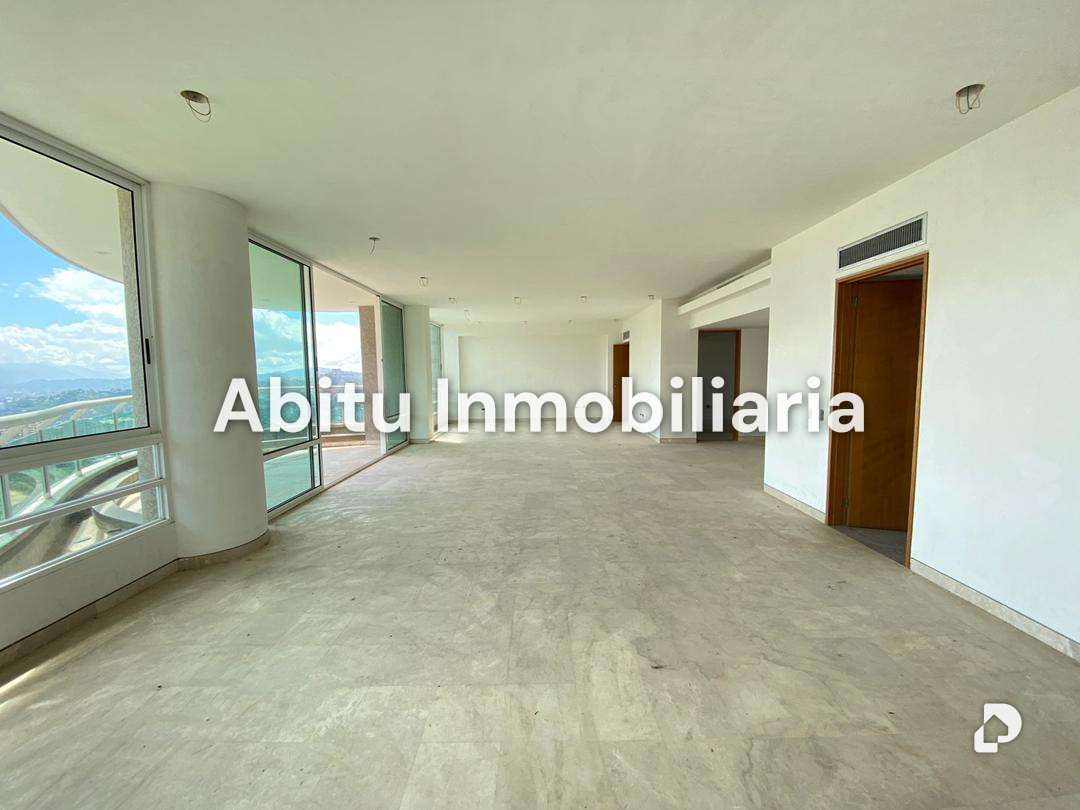 Apartment in Los Campitos, Caracas – 3