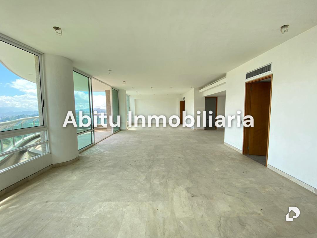 Apartment in Los Campitos, Caracas – 3