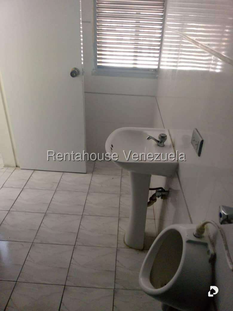 Local comercial en Centro, Caracas – 19
