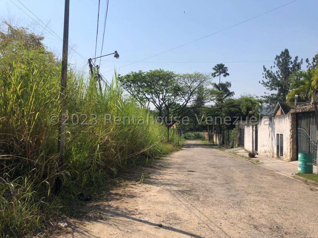 Terreno en Colinas de Guataparo, Valencia