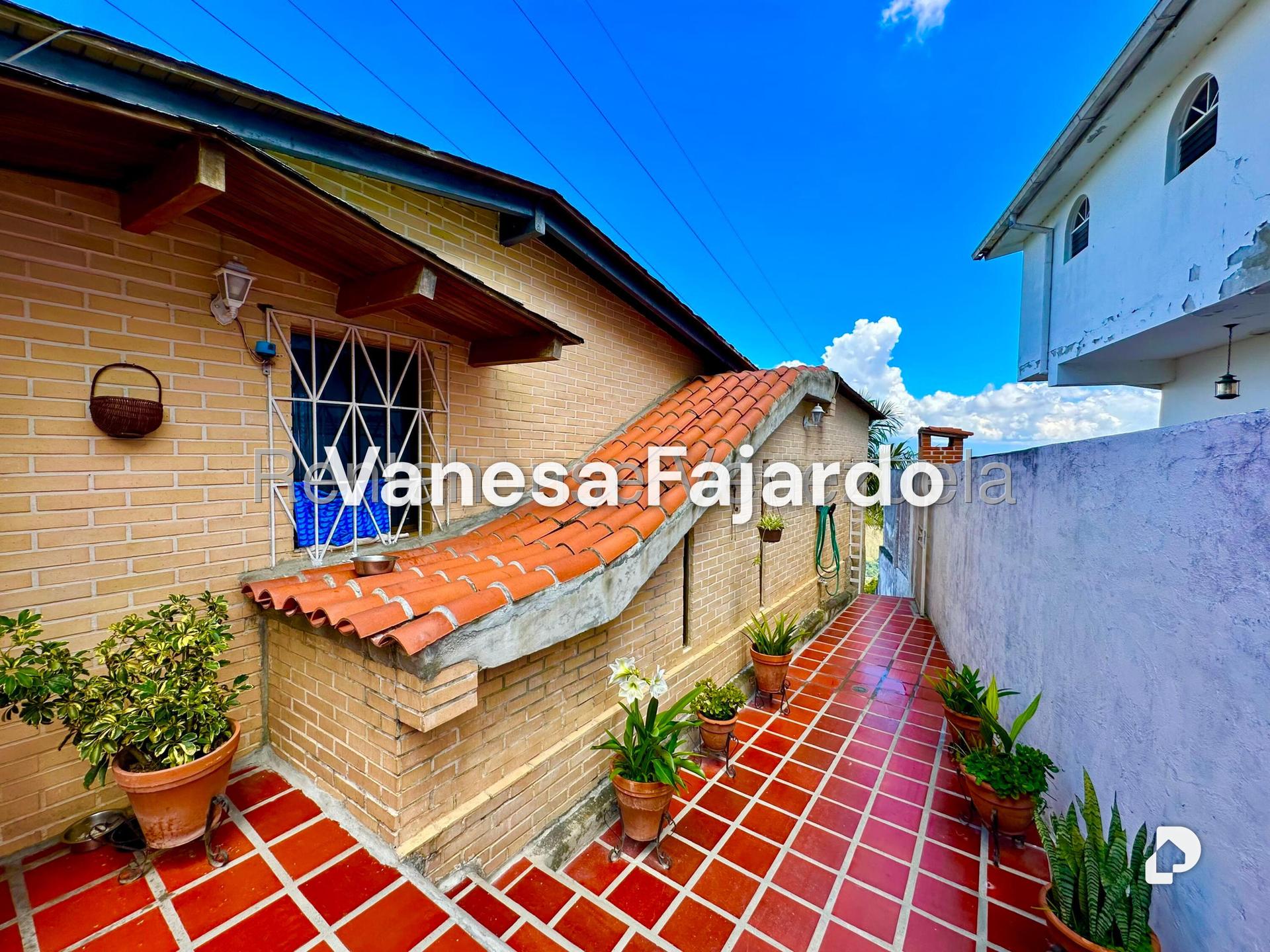 Casa en La Peña, San Antonio de Los Altos – 2