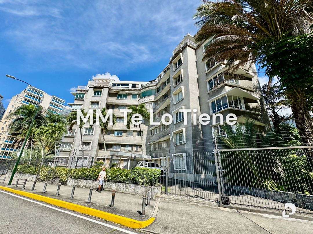 Apartamento en Altamira, Caracas – 2