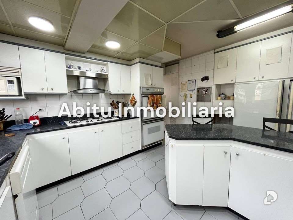 Apartamento en El Pedregal, Caracas – 12