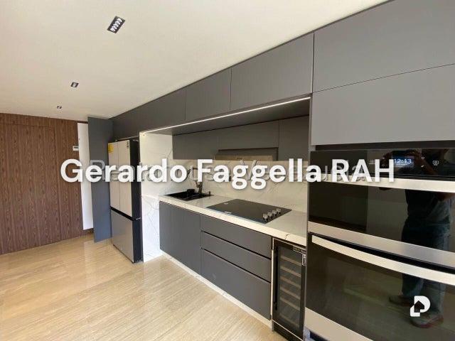 Apartamento en Los Naranjos de las Mercedes, Caracas – 5