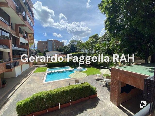 Apartamento en Los Naranjos de las Mercedes, Caracas – 3