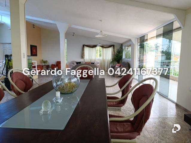 Casa en Los Guayabitos, Caracas – 9