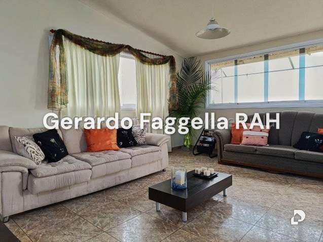 Casa en Los Guayabitos, Caracas – 6