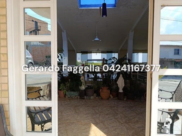 Casa en Los Guayabitos, Caracas – 2