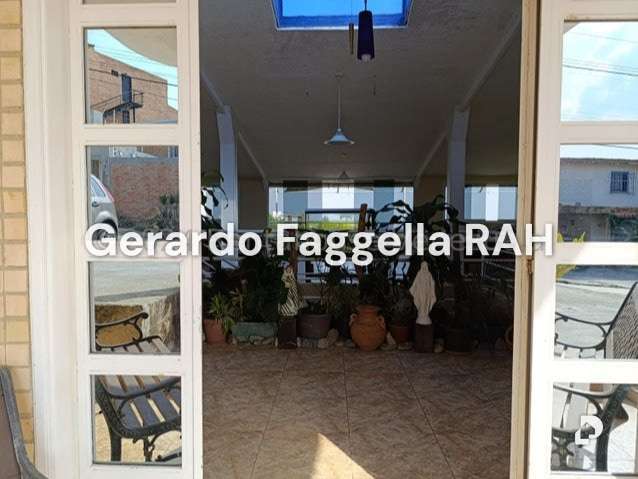 Casa en Los Guayabitos, Caracas – 2