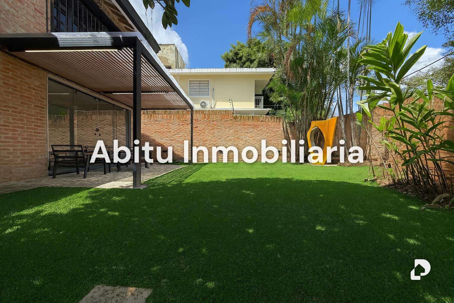 Casa en Los Palos Grandes, Caracas – 3