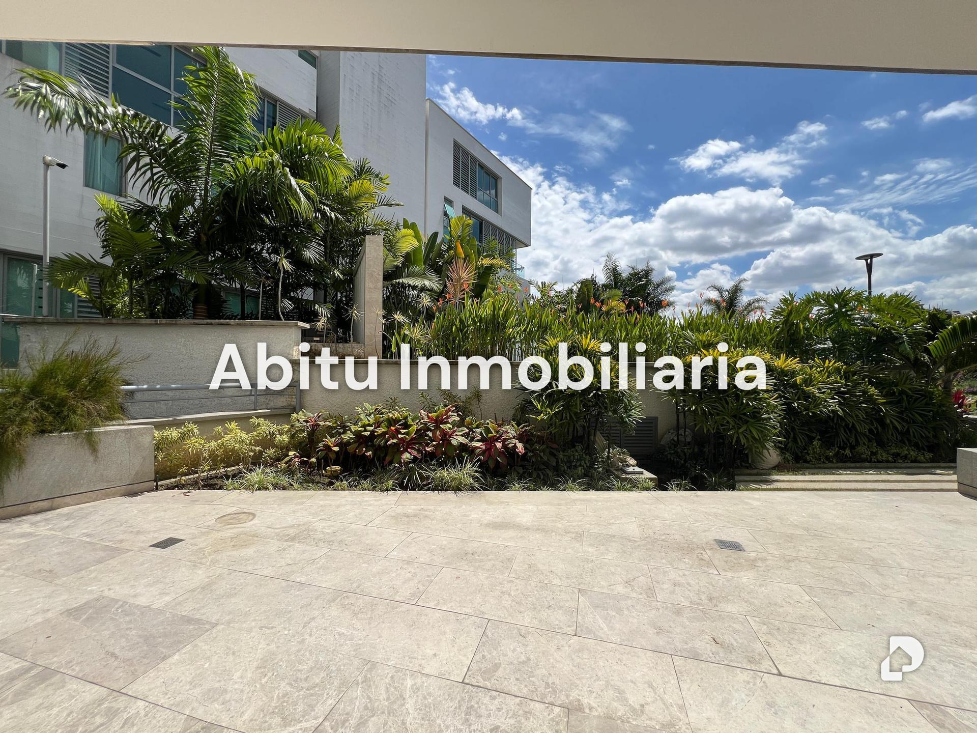 Apartment in La Castellana, Caracas – 4