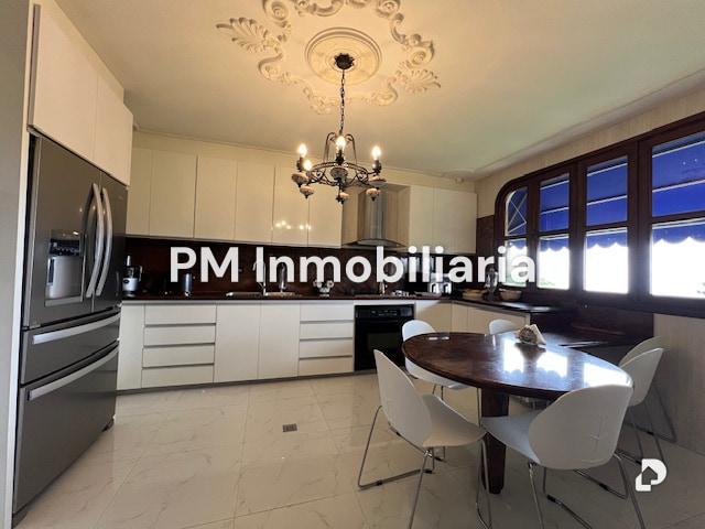 House in La Lagunita, Caracas – 5