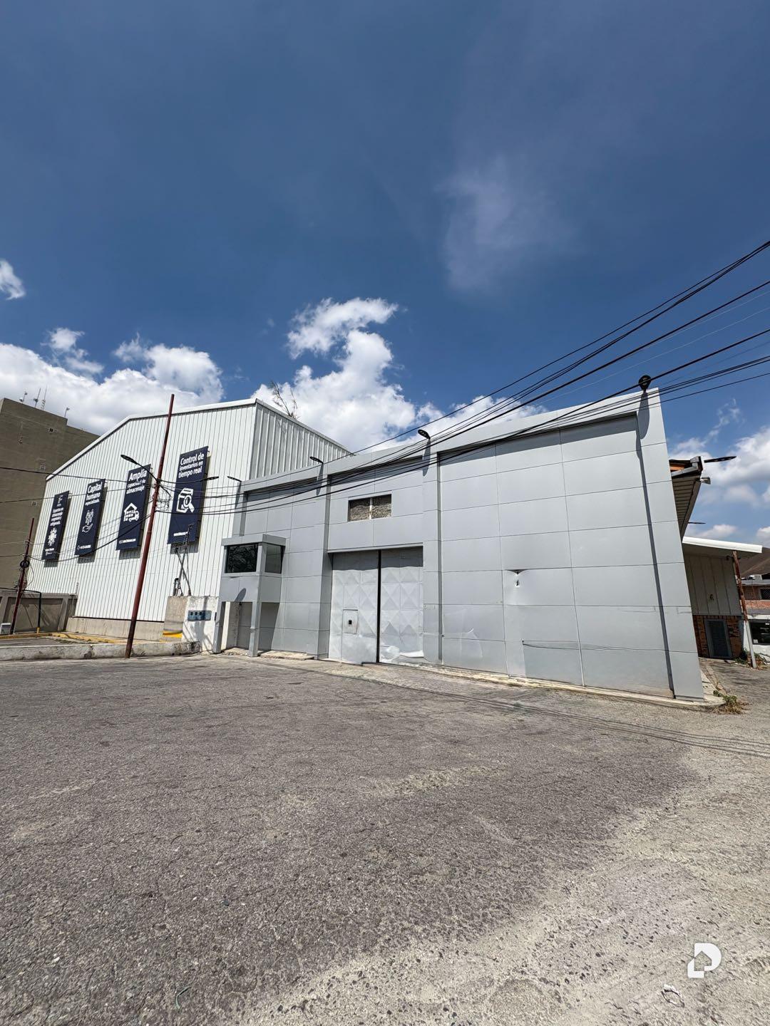 Warehouse in El Encantado, Caracas – 1