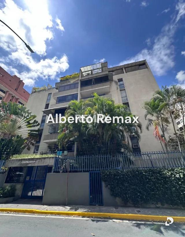 Apartamento en La Campiña, Caracas – 1