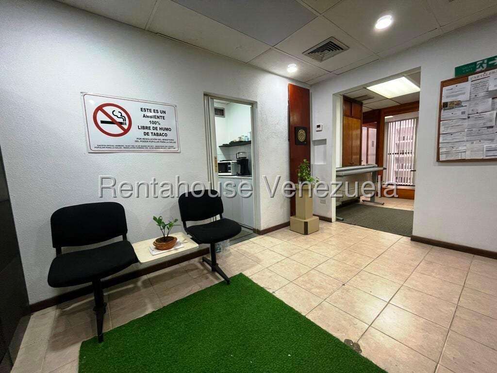 Local comercial en Los Samanes, Caracas