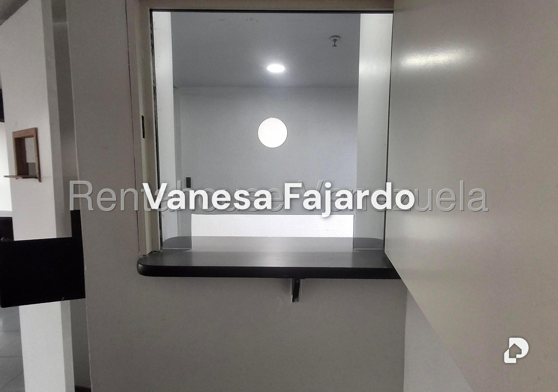 Oficina en El Bosque, Caracas – 5